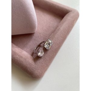 Snow-Kissed Peach Mist Ring