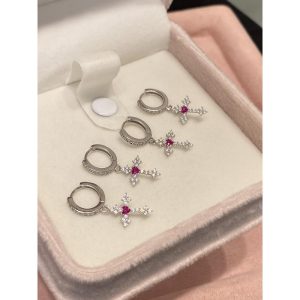 Crush Cross Lock Earring