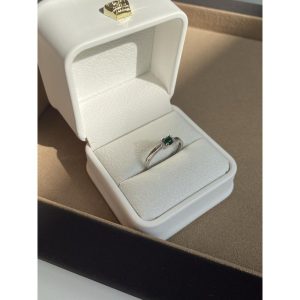 Qingci · Snow Wrist: 925 Sterling Silver Emerald Adjustable Ring